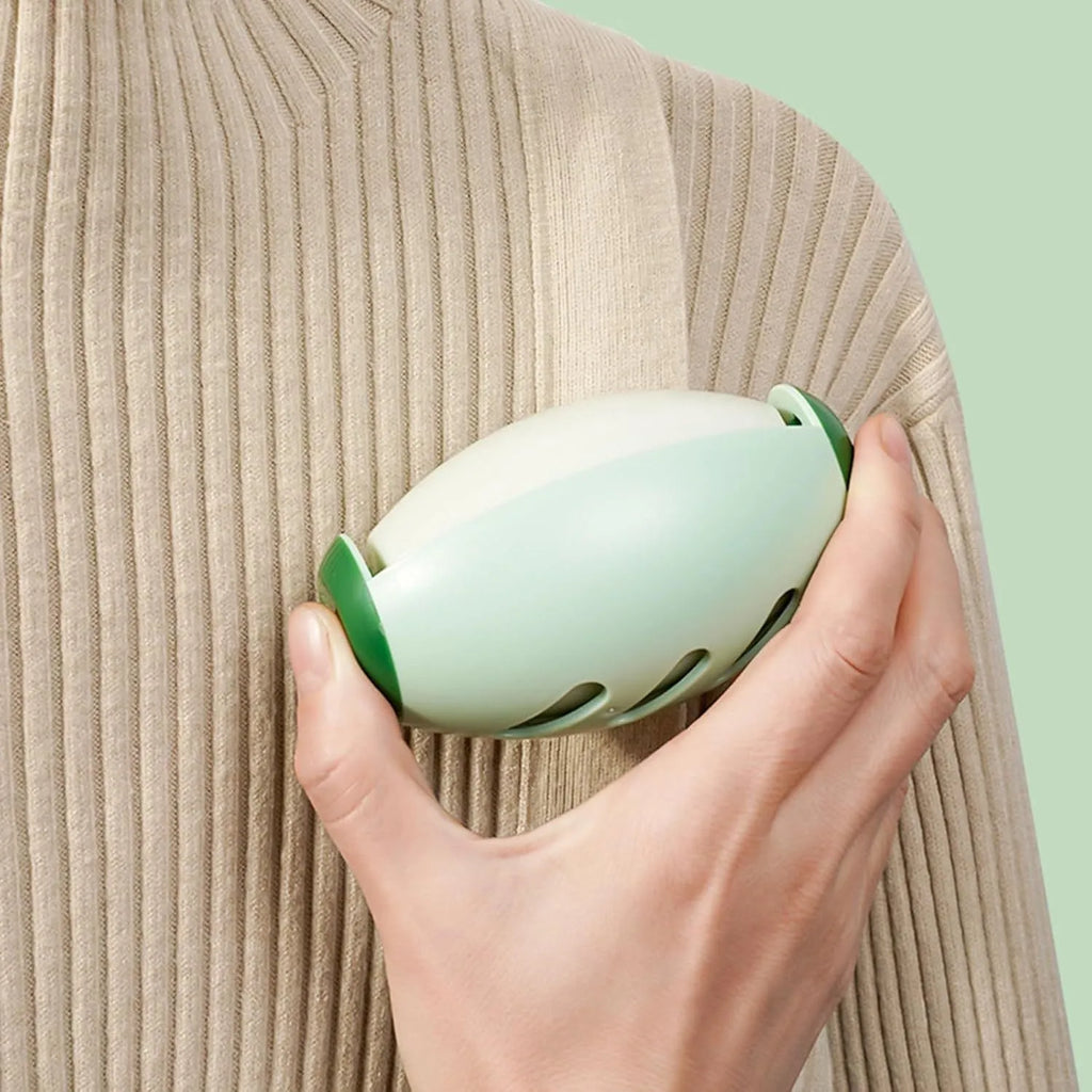 Green and white washable reusable gel lint roller ball for pet hair removal