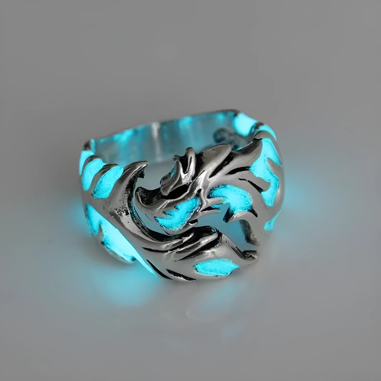 Adjustable Chinese style ring with luminous dragon pattern in antique silver blue and green electroplated metal