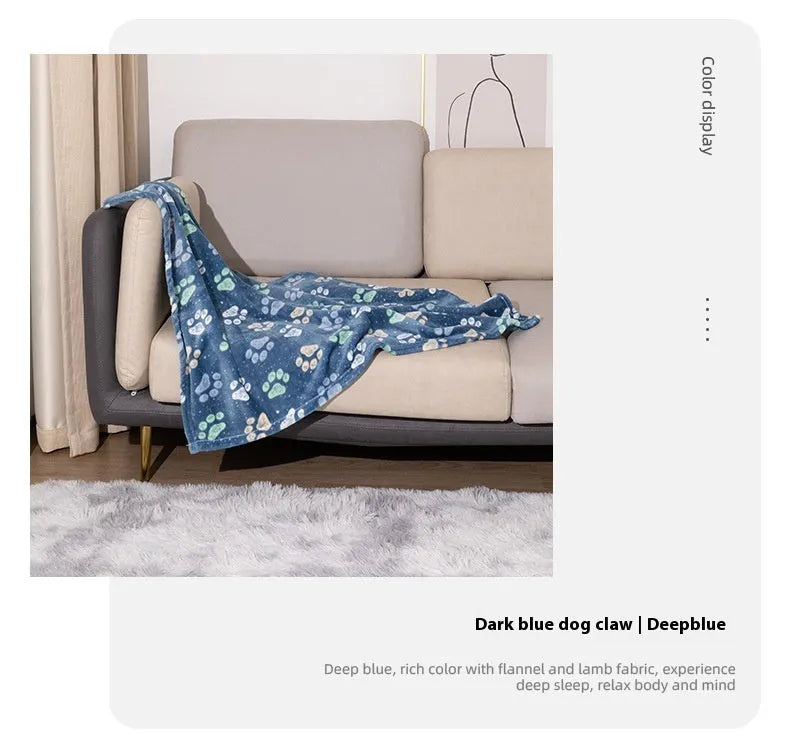 Double-sided flannel pet blanket with cartoon dog pattern in blue colour