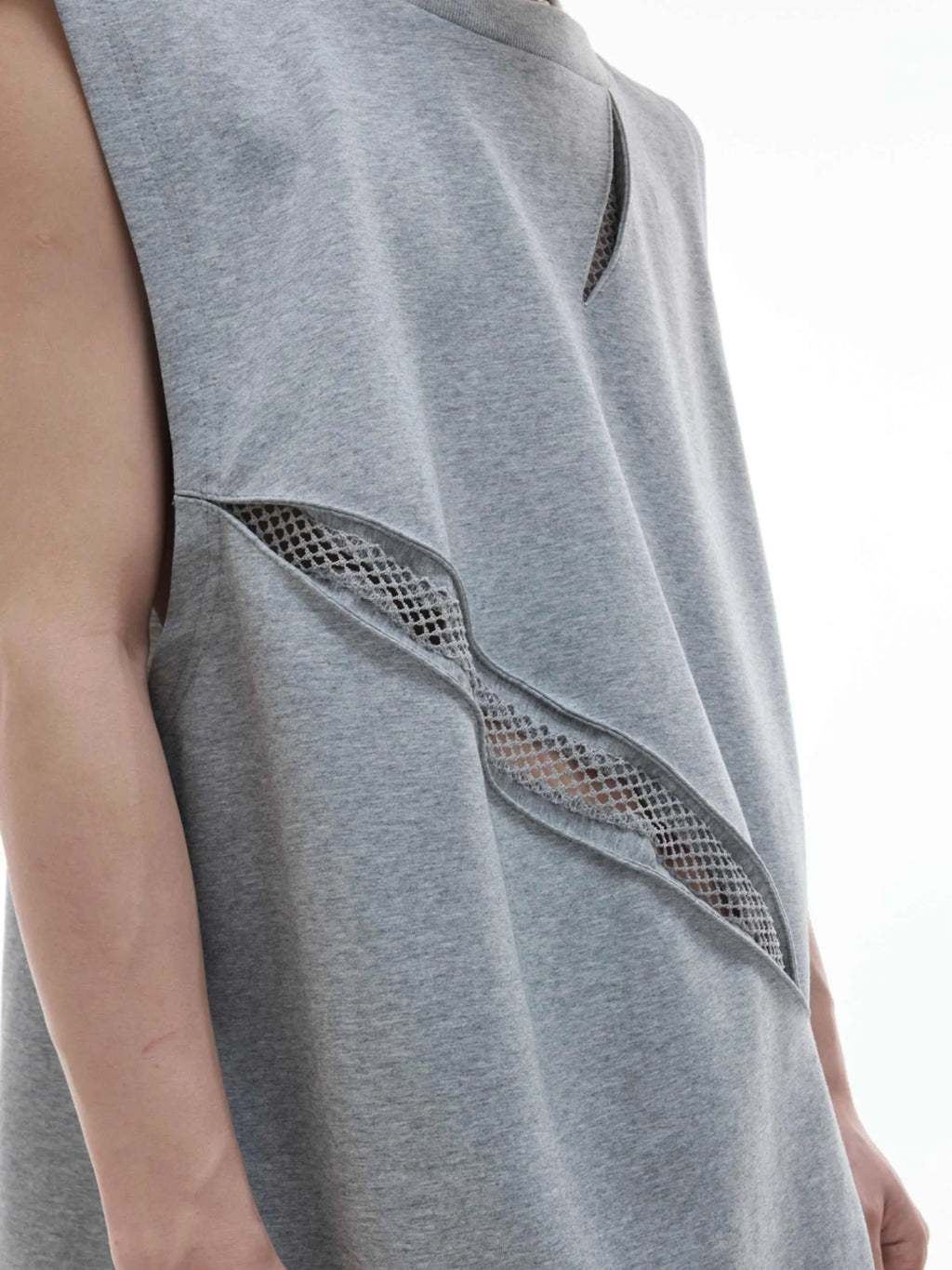 Niche 3D cutting hollow mesh sleeveless vest in black slim fit with metal decoration