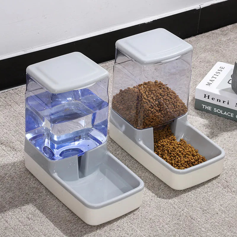 Portable automatic cat feeding and drinking station in blue, measuring 27x15.5x27cm