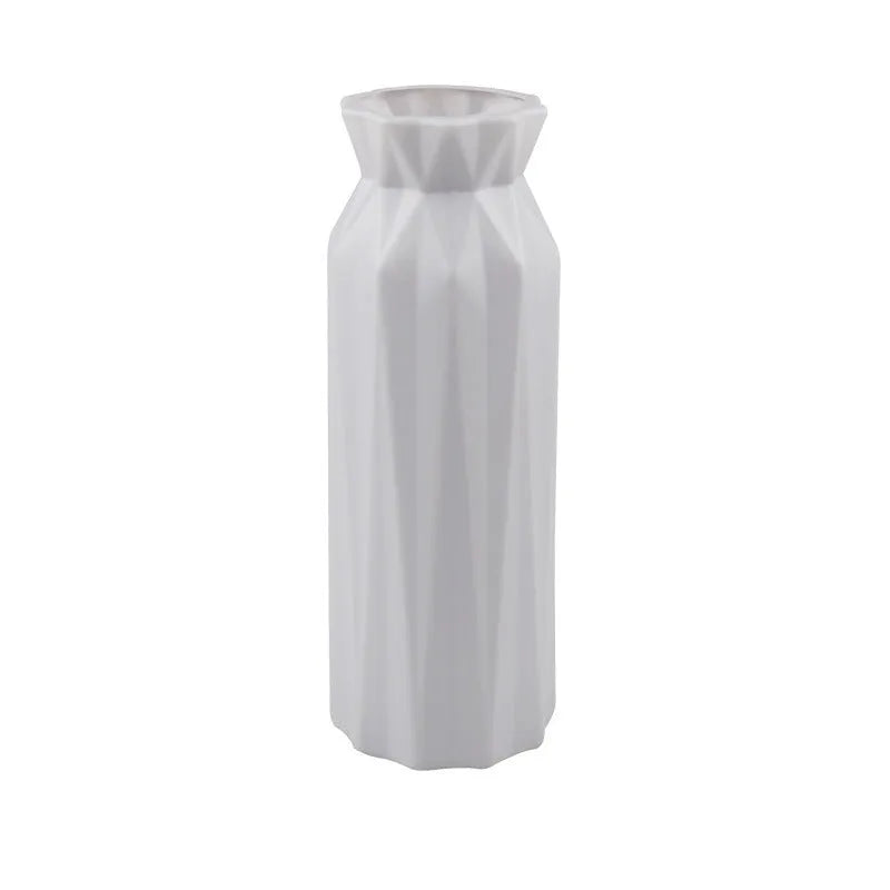 Drop-resistant melamine plastic vase ornament in grey, green, pink or white with 7.2cm bottom diameter