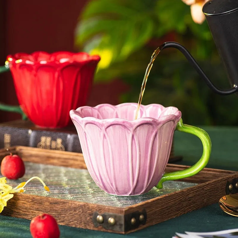 Red and purple floral pattern ceramic breakfast mug with handle, 500ml capacity