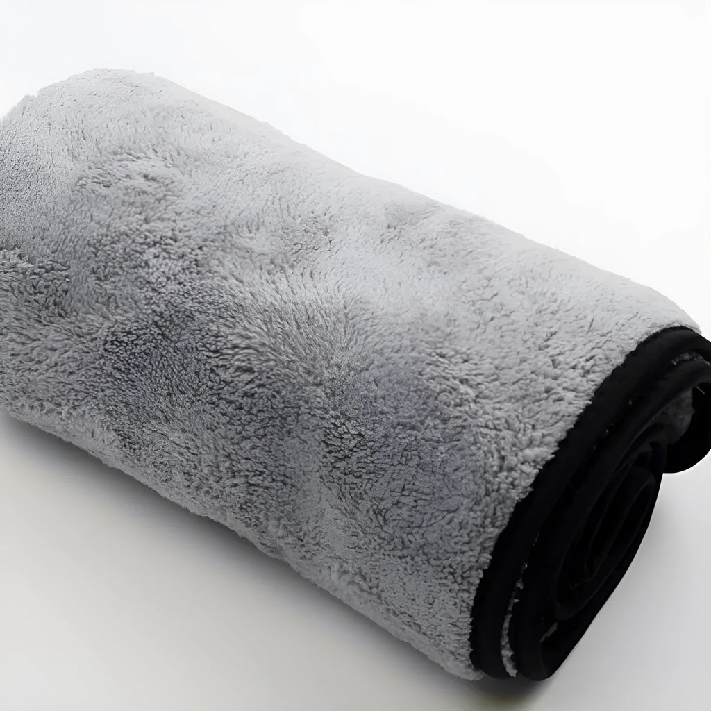 Microfiber car wash towel shown in three size options: 75cm by 35cm, 60cm by 40cm, and 100cm by 40cm.