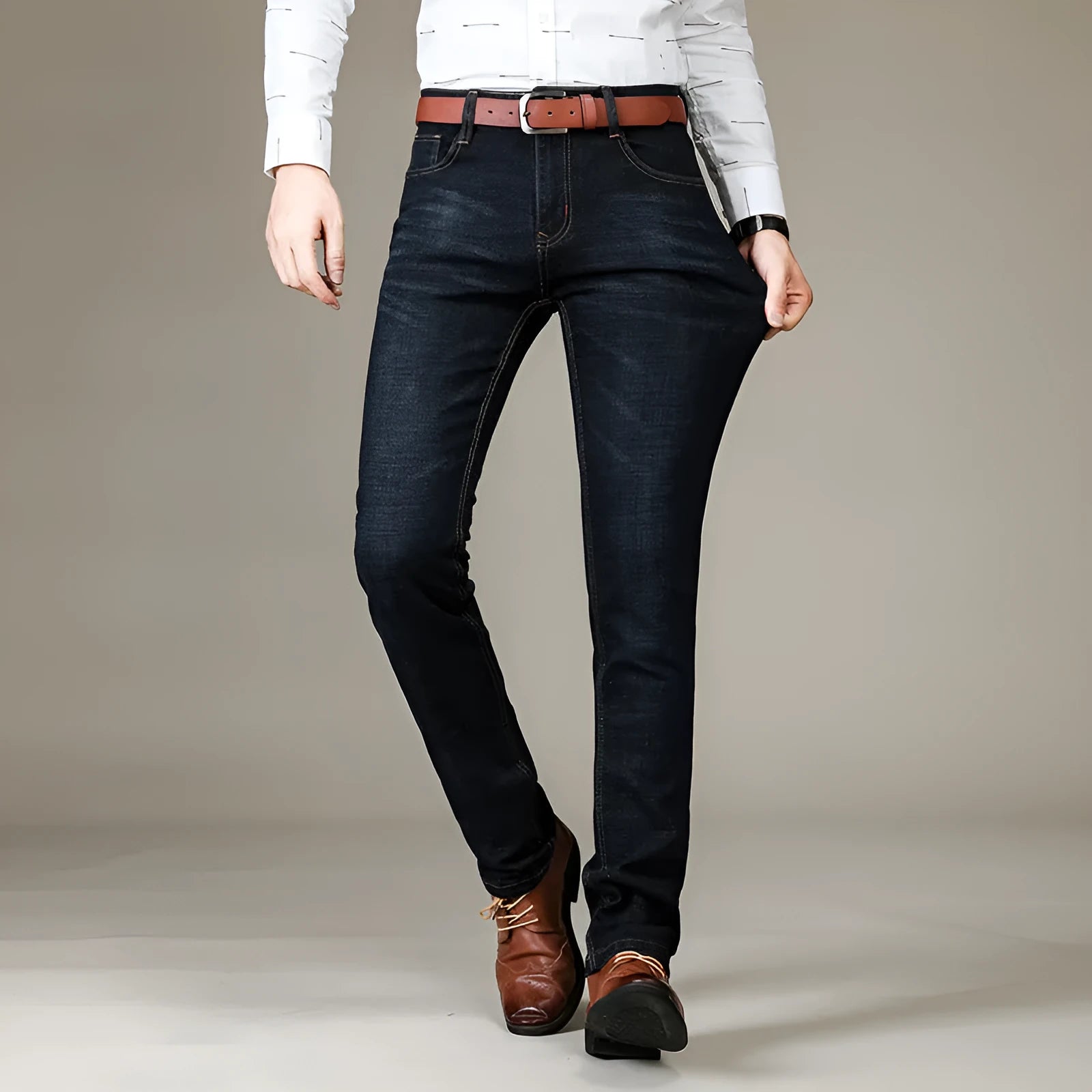 Slim fit elastic straight jeans for men in cotton denim black colour straight leg