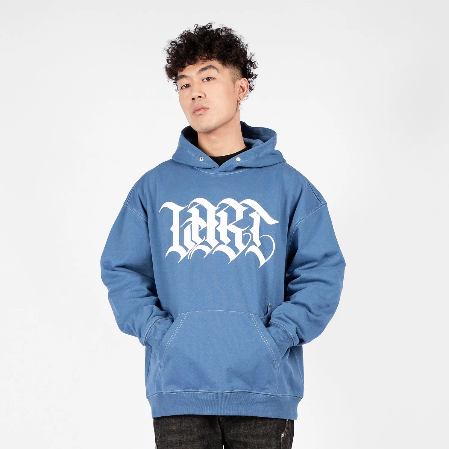 Yi Guo couple casual loose cotton hoodie in autumn weight, available in black blue and camel colours