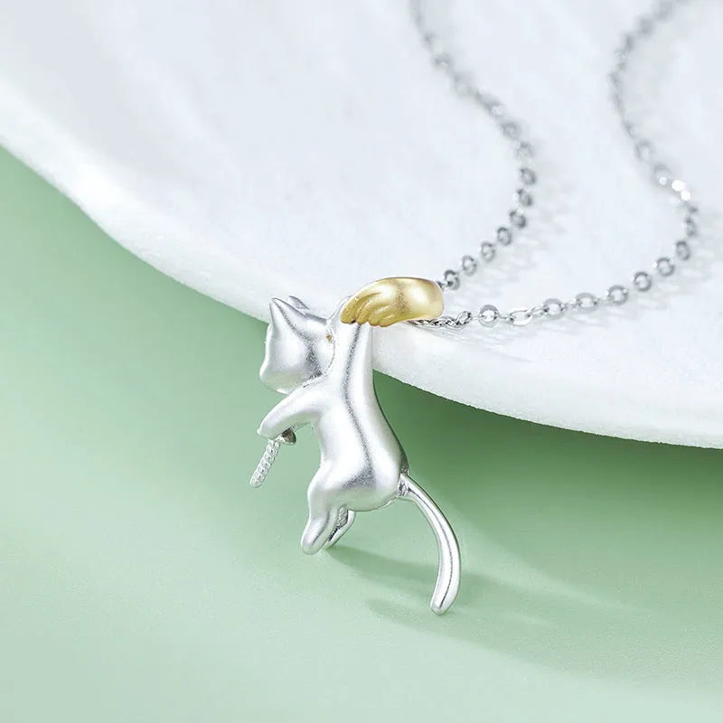 925 sterling silver cat charm clavicle necklace with an electroplated finish.