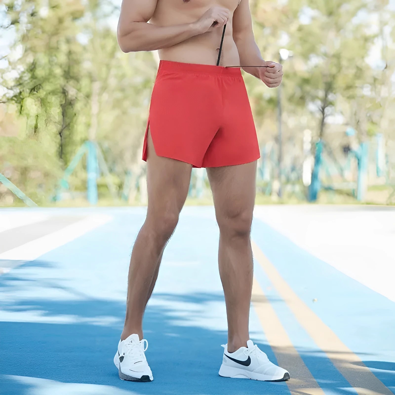 Men's black loose-fit off-road running shorts with high waist and quick-dry fabric