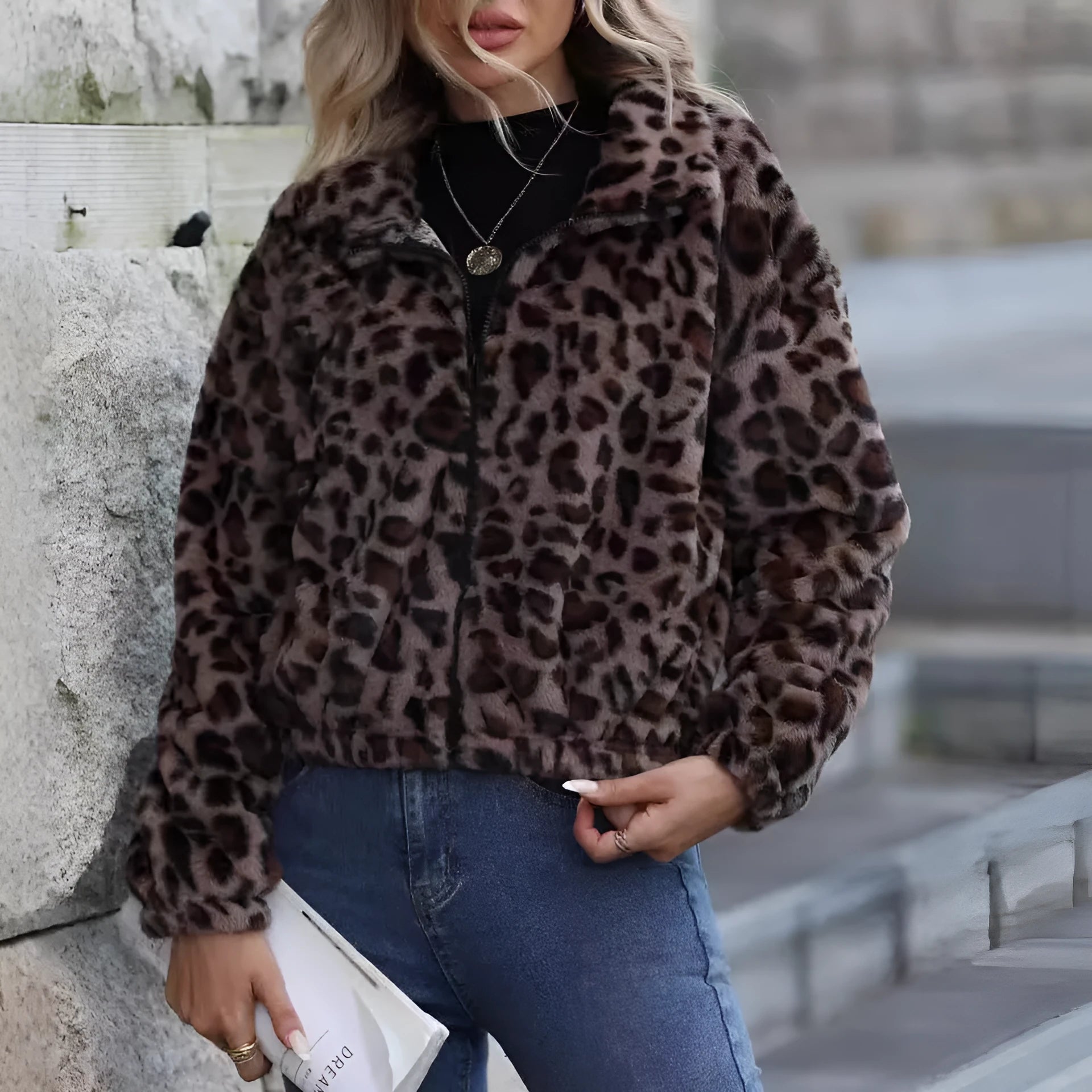 Women's leopard print plush coat with raglan sleeves and front zipper in street fashion style