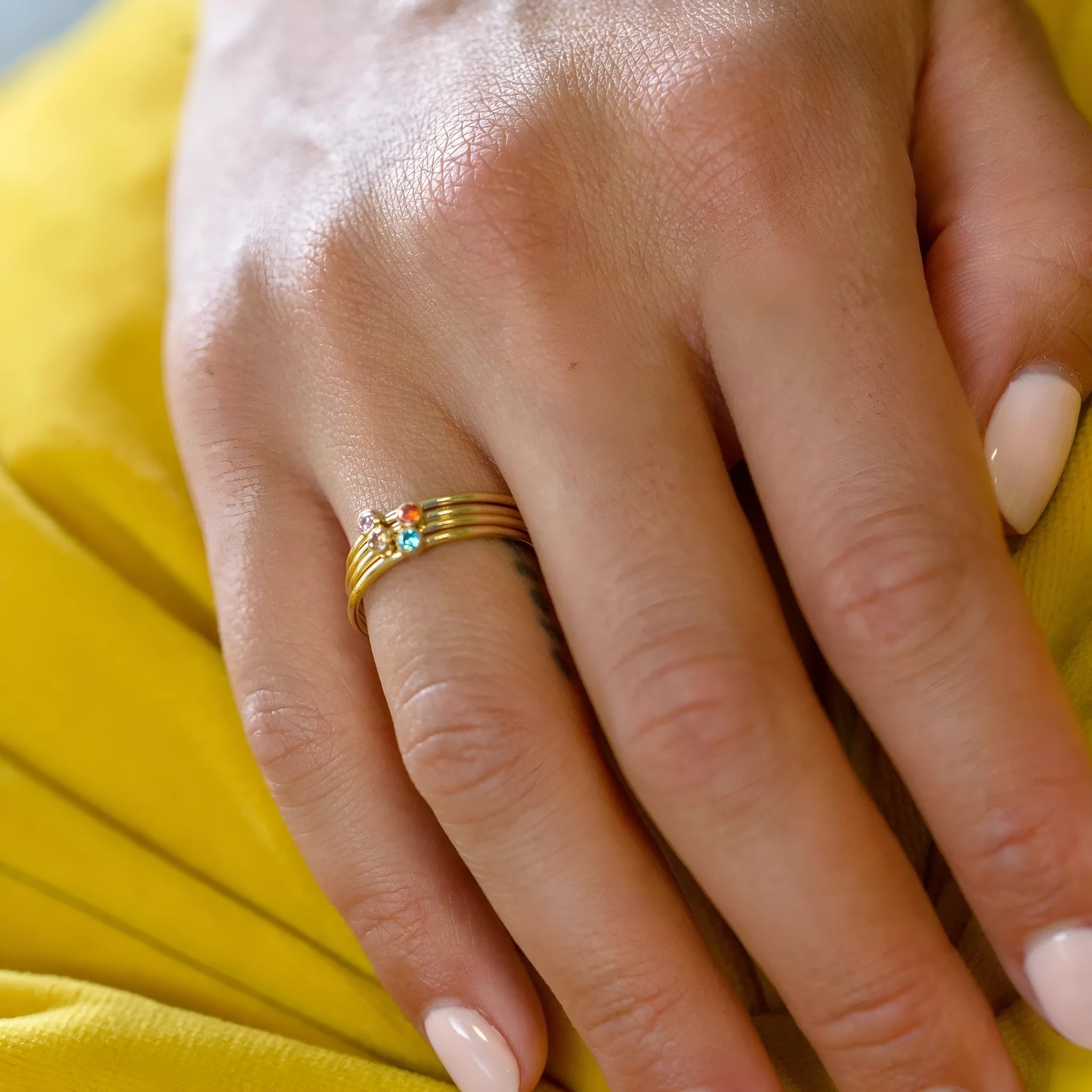 December colour birthstone ring with geometric engraving on titanium steel band