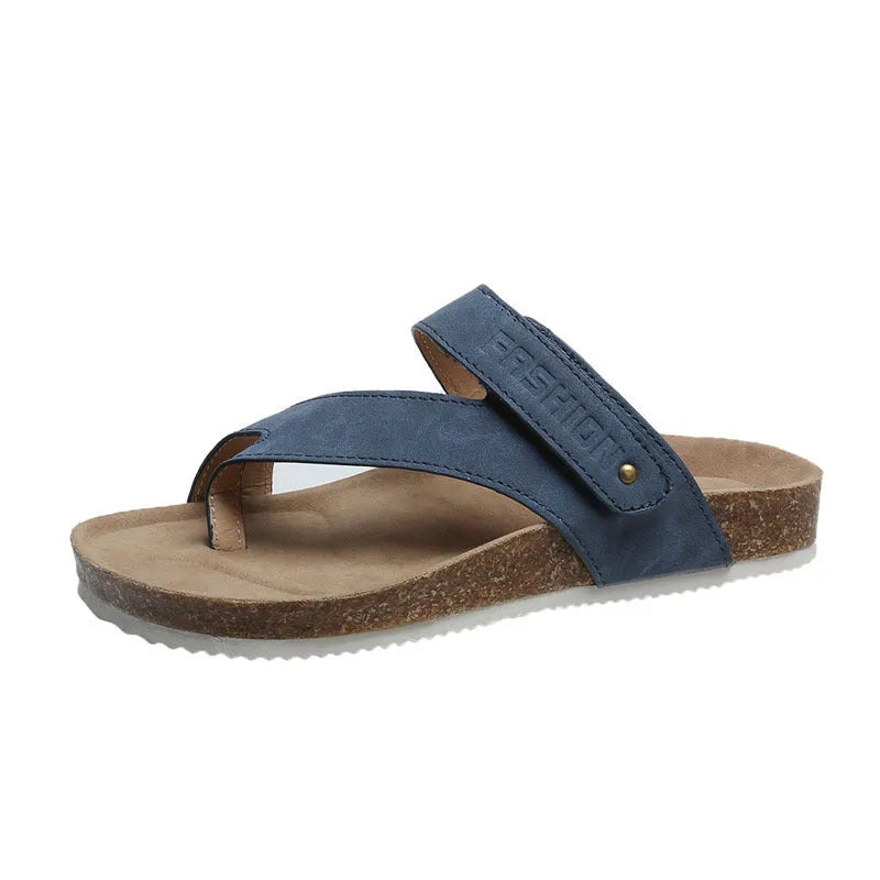 Flat toe ring thick-soled flip-flops in blue with artificial PU upper and foam sole.