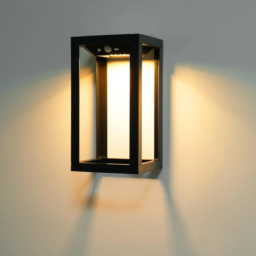 Modern Chinese outdoor solar wall lamp with plastic construction for courtyard and garden installation