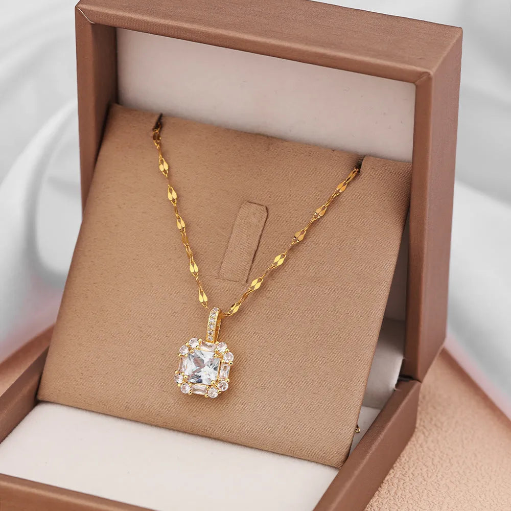 Women's titanium steel clavicle chain with geometric zircon pendant in T8052 gold colour