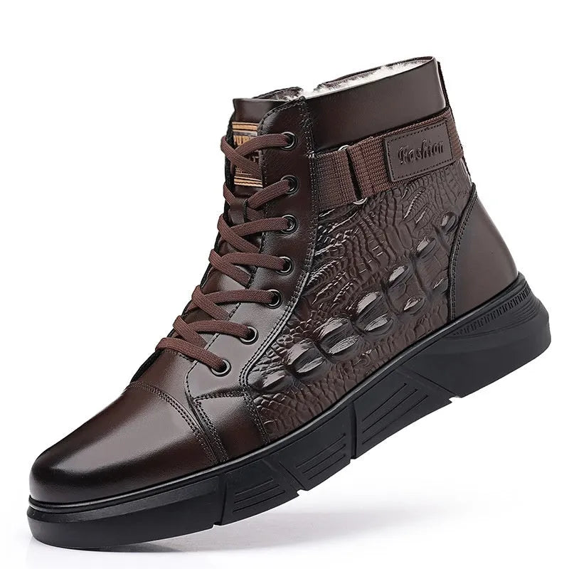 Fur-trimmed leather winter boots with rubber soles and front lace-up closure in black or brown velvet colours