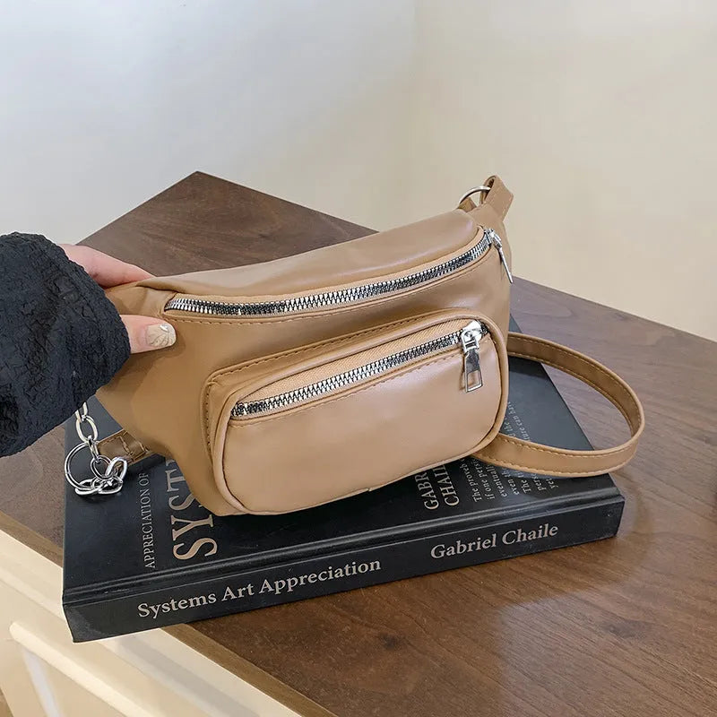 New high-grade versatile large capacity PU shoulder bag for women with chain detail, black colour, urban simple style