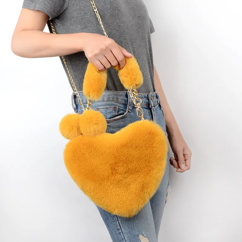 Heart-shaped plush women's handbag with single shoulder strap in Valentine's Day style