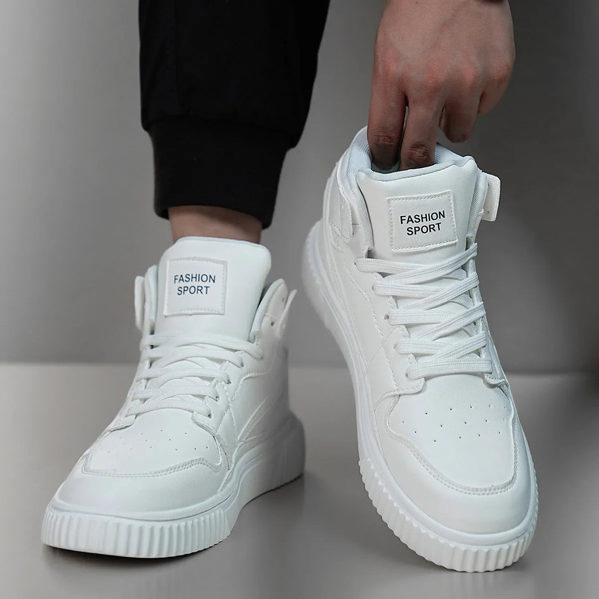 White men's casual shoes with round toe and microfiber upper for autumn winter wear