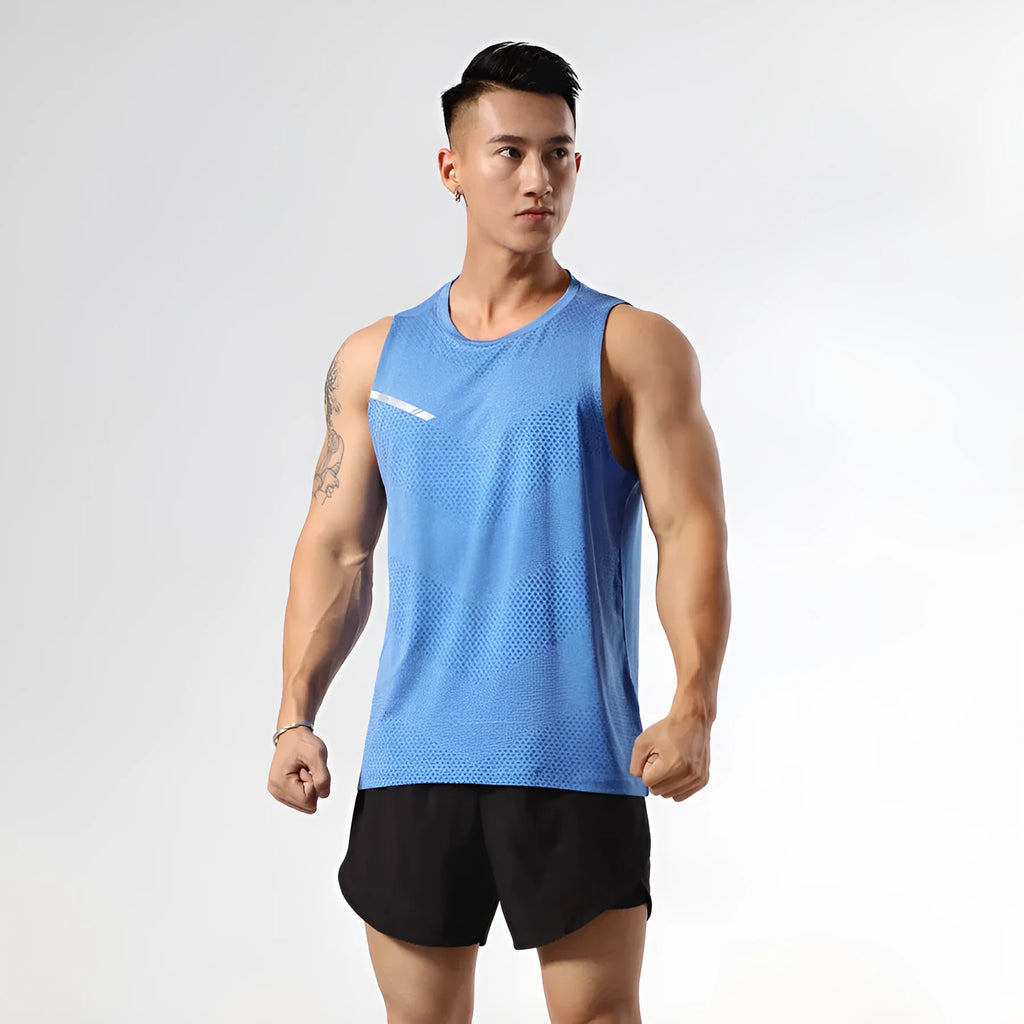 Men's solid colour quick-drying sports tank top in polyester blend fabric