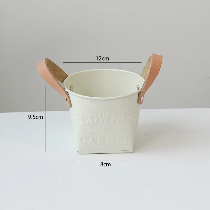 Iron flower pot in American style with letter metal design, desktop size options available