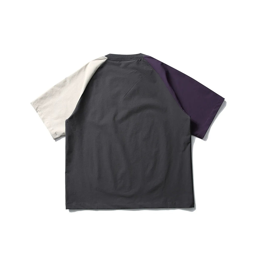 Dark grey men's t-shirt with contrasting raglan sleeves in loose fit casual style