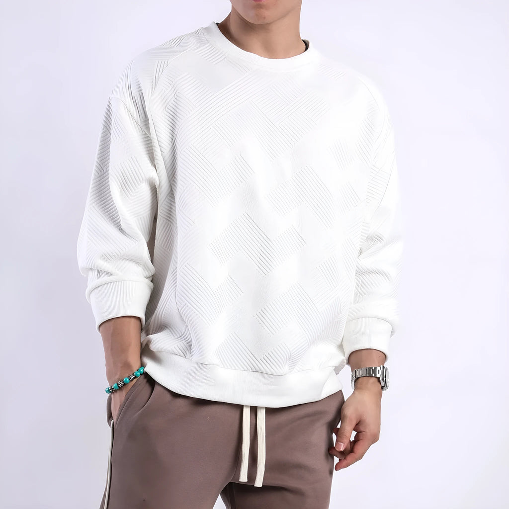 Men's solid colour twill jacquard long-sleeved pullover sweater in a loose fit.