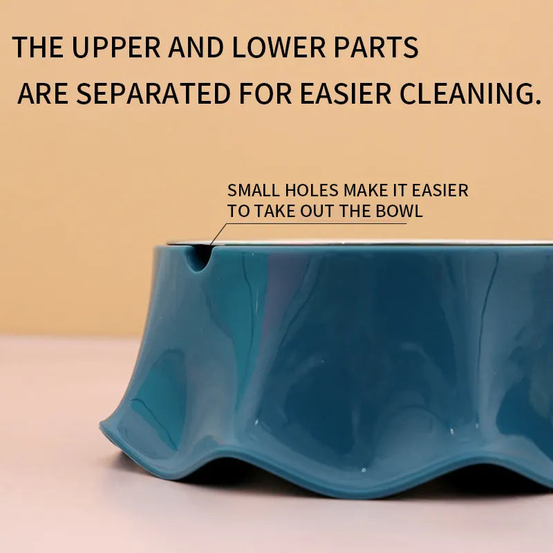 Non-slip stainless steel cat and dog feeding bowl with rubber bottom in blue colour