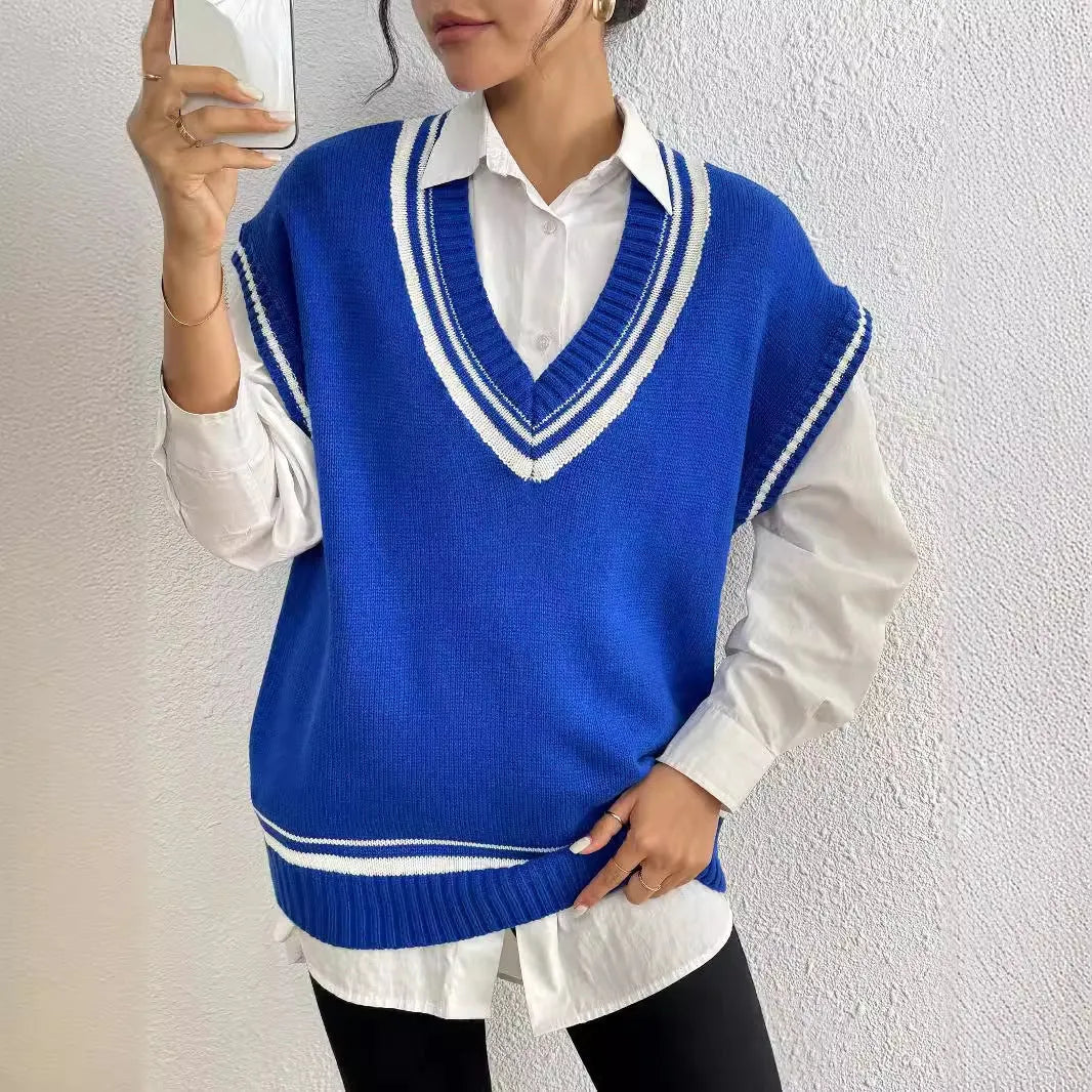 Women's casual vest sweater in wool blend fabric with loose fit and college style design