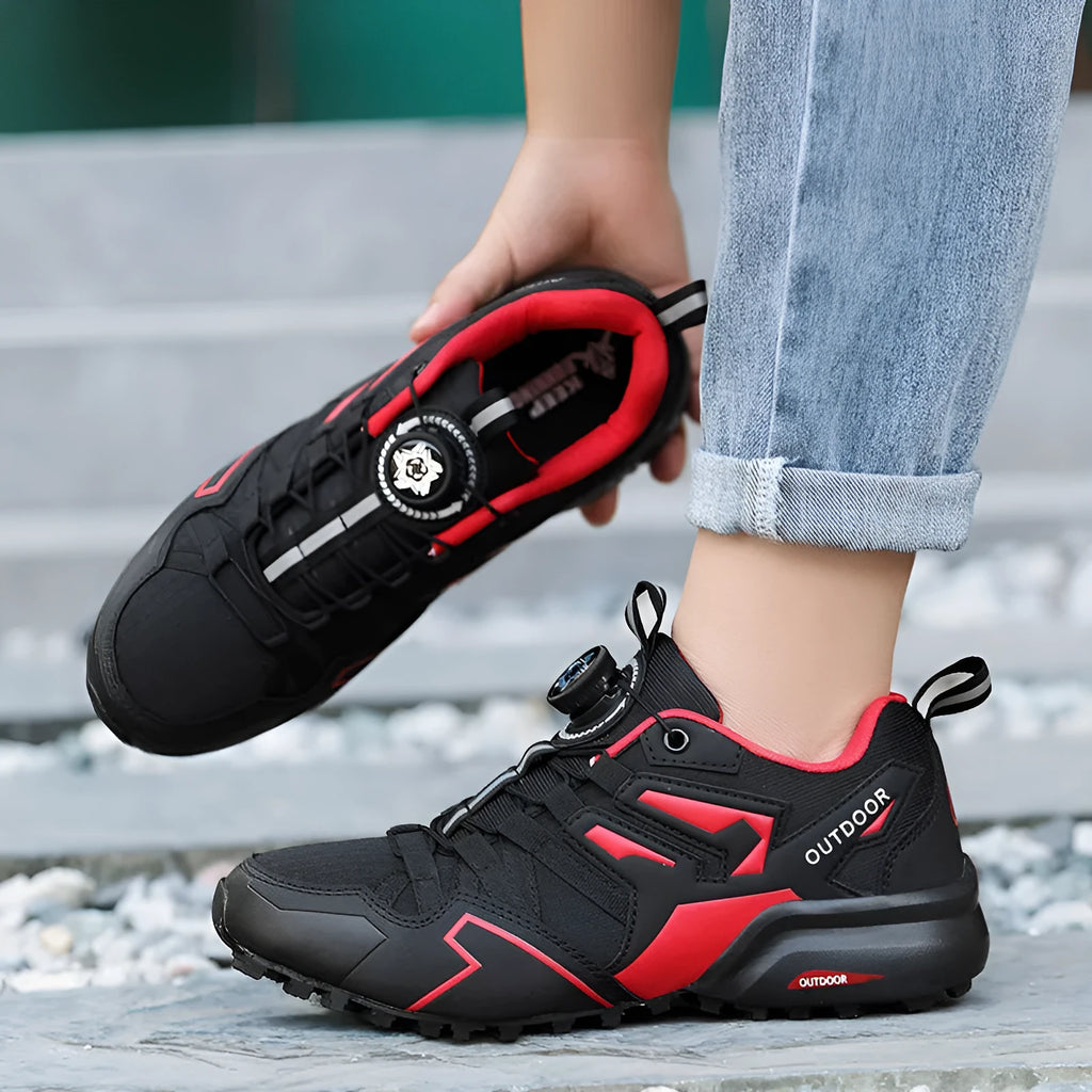 Men's beige outdoor hiking shoes with elastic band and rubber sole for off-road sports.