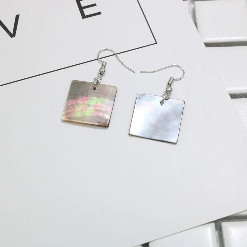 Women's geometric shell earrings in rectangular shell or square panther retro designs