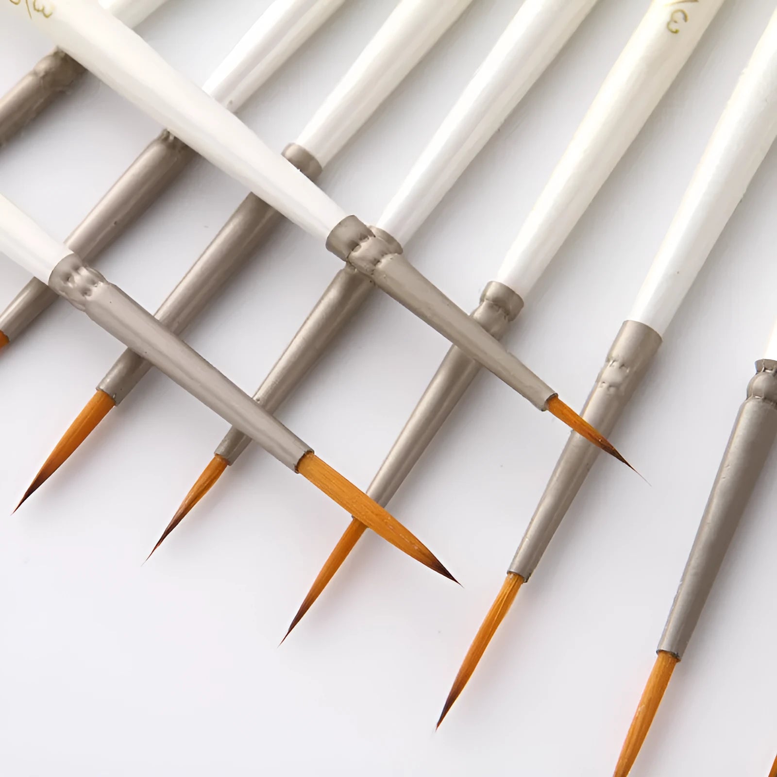 12 fluorescent marker pens with nylon wool brush tips and solid wood pen holders for watercolour and painting