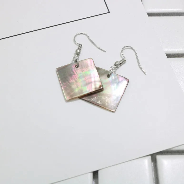 Women's geometric shell earrings in rectangular shell or square panther retro designs