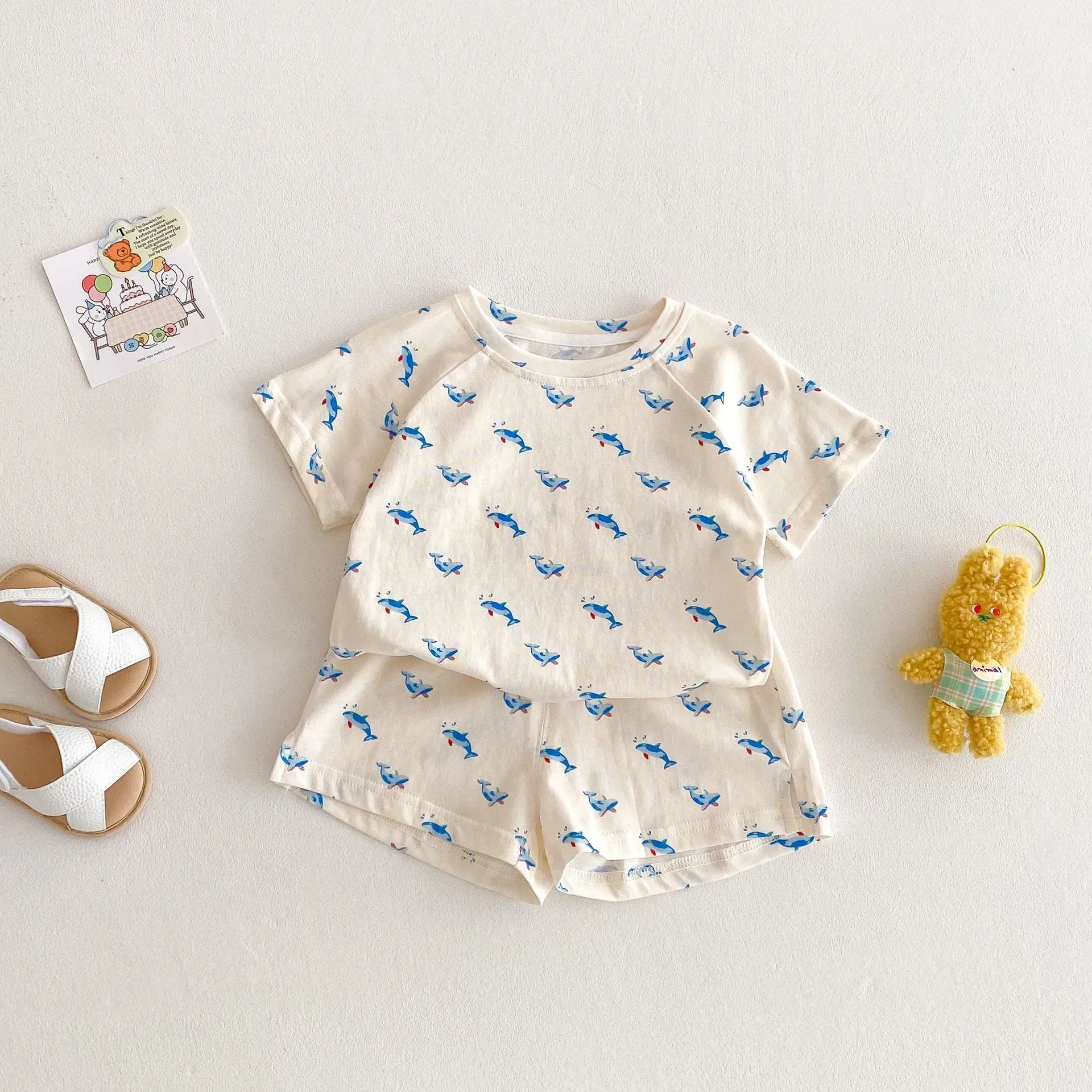 Cartoon print cotton baby two-piece outfit with short sleeve shirt and shorts in submarine pattern