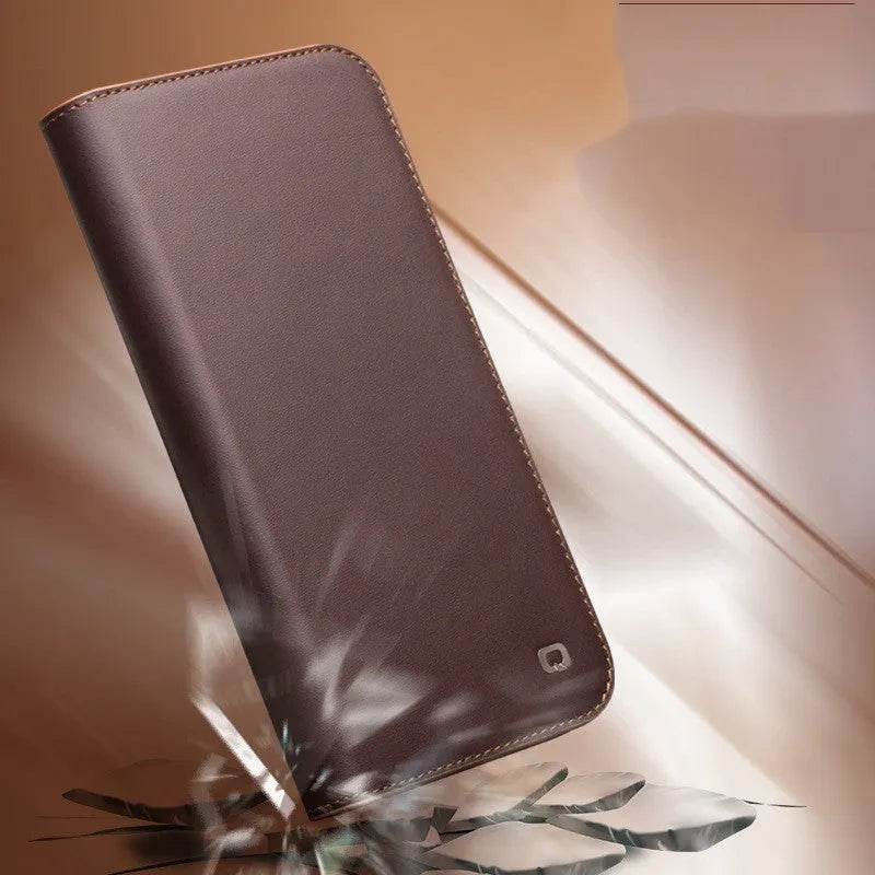 Genuine leather flip cover for iPhone 14 with anti-drop protection, black colour