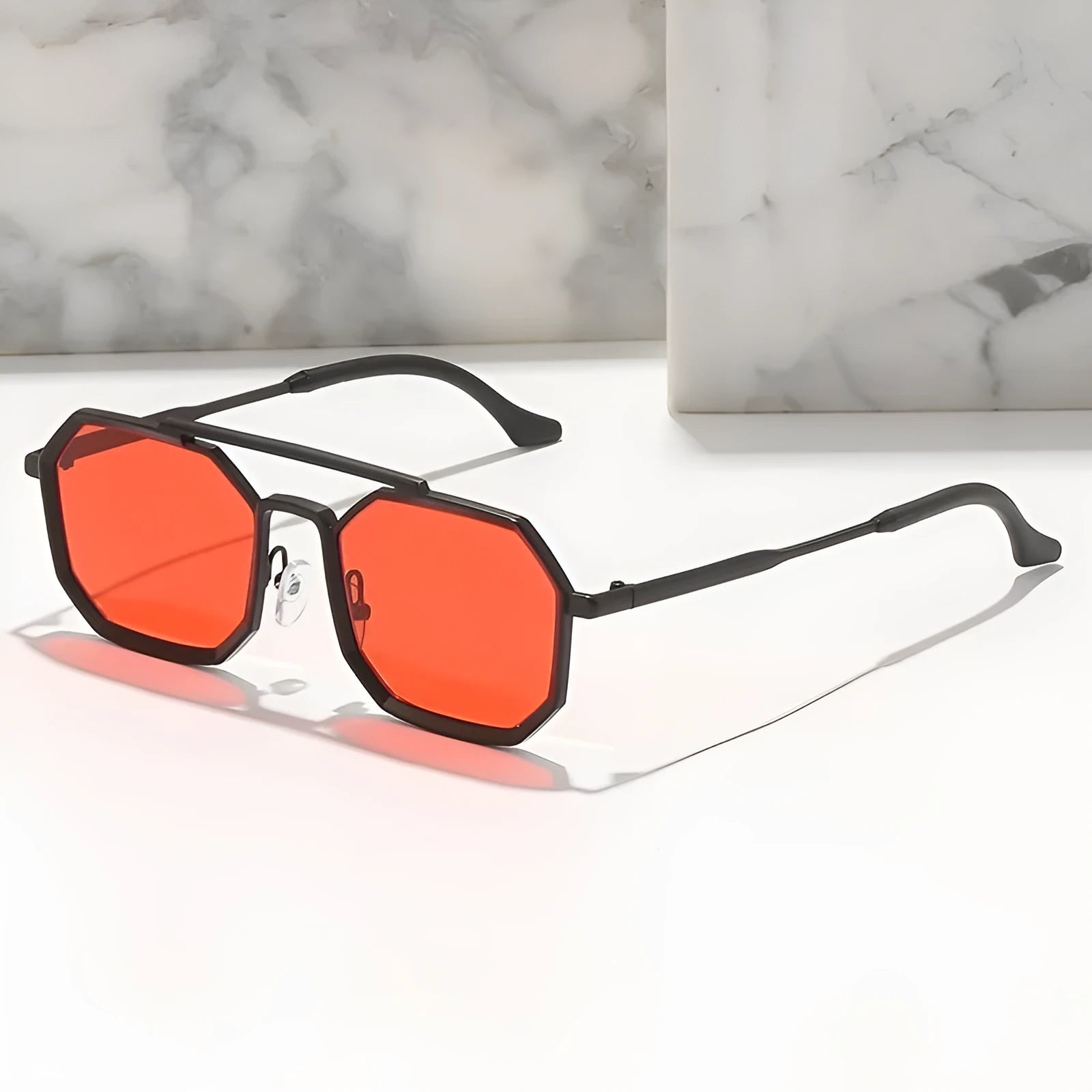 Steampunk double beam sunglasses with metal polygon frame in gold with dried flake lens