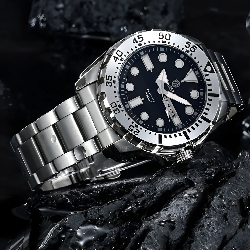 Men's waterproof luminous quartz watch with 15mm steel case and sports-style design