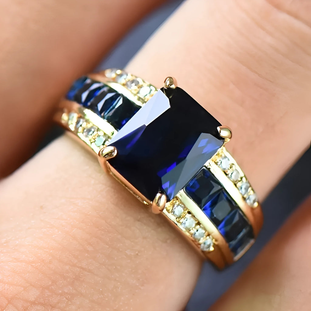 Personalised unisex zinc alloy fashion ring with diamond-set sunflower or square-cut zircon designs in sizes 6 to 11