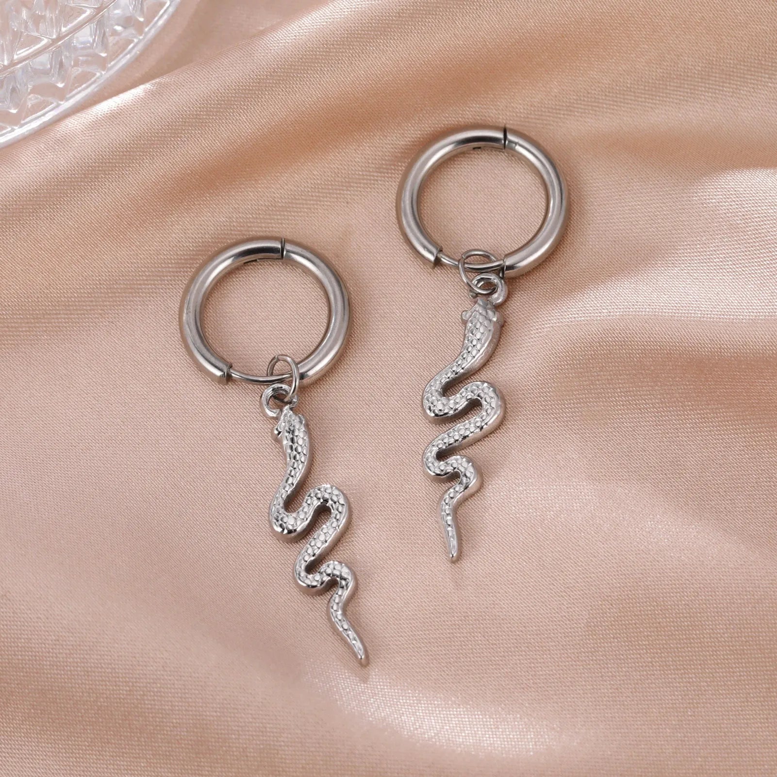 Stainless steel snake vintage ear clips with gold electroplated finish