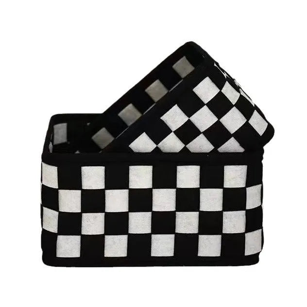 Checkerboard patterned felt storage basket with folding design showing rectangular 37x29x19.5cm dimensions