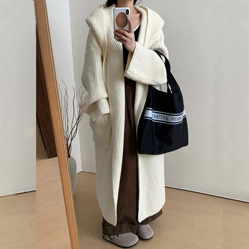Women's loose hooded sweatshirt cardigan in acrylic fabric with 80cm length and raglan sleeves