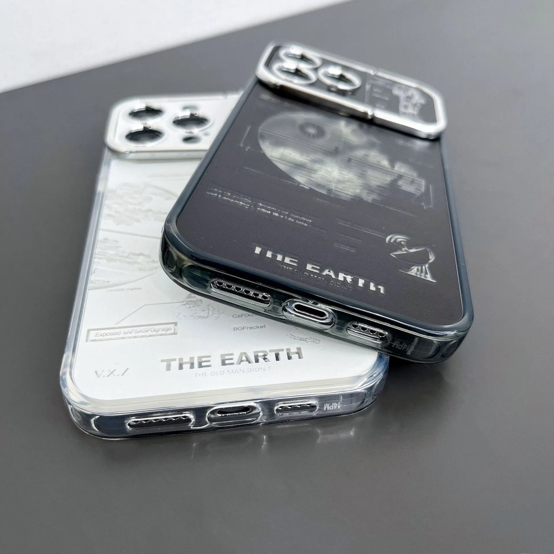 Pleated bracket phone case in TPU material with fall protection for iPhone 11-15 series, shown in colour as in Figure 1