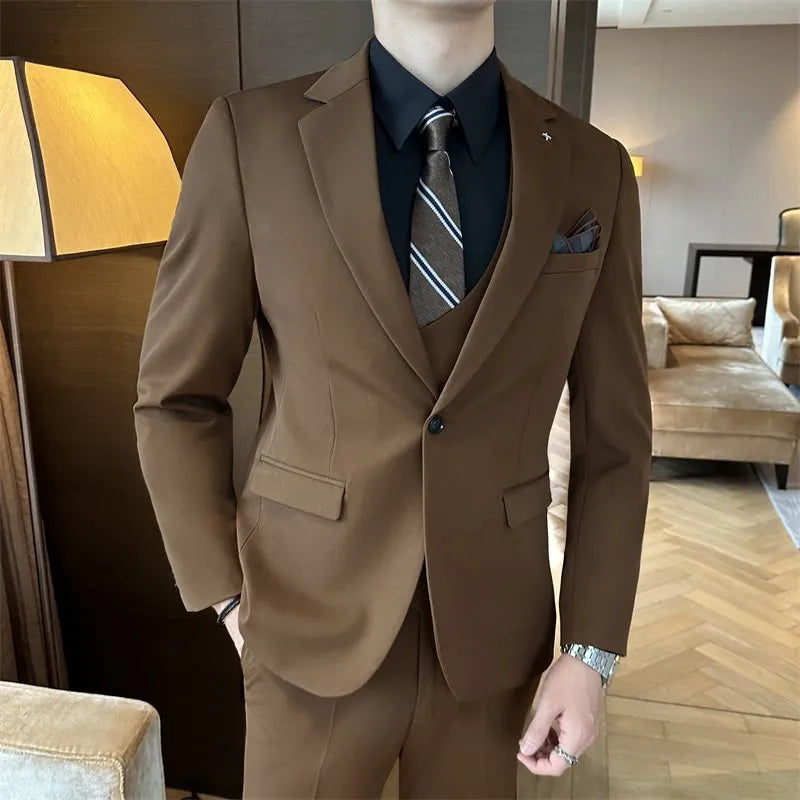 Men's slim fit business formal wear in chemical fibre blend fabric available in dark green