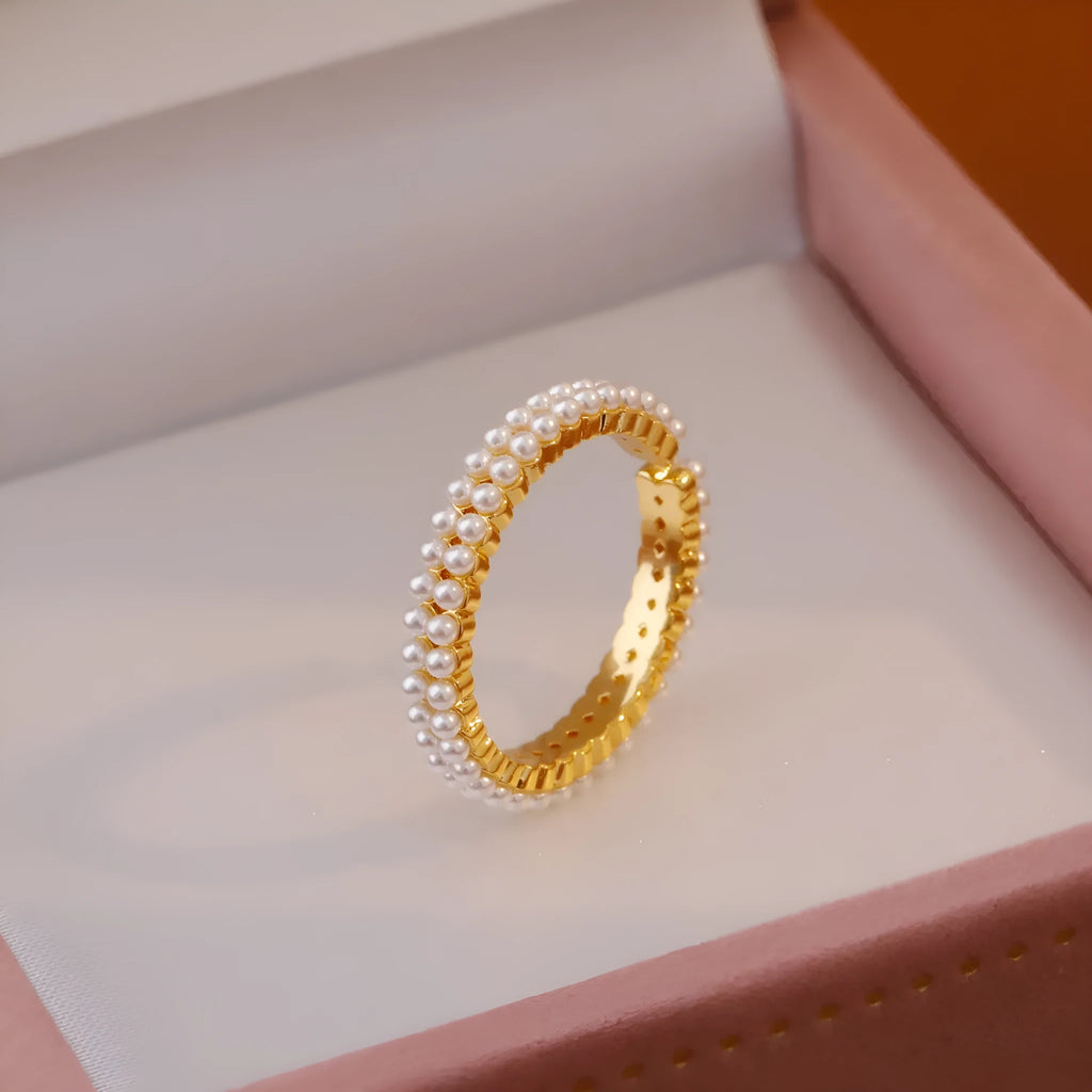Gold geometric women's ring with open mouth adjustable design and circular elements