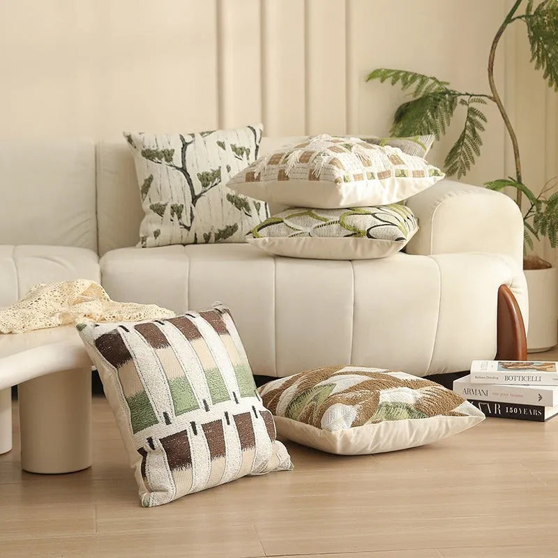 Yarn-dyed jacquard floral pattern cushion cover in 45x45cm size on a grey sofa.
