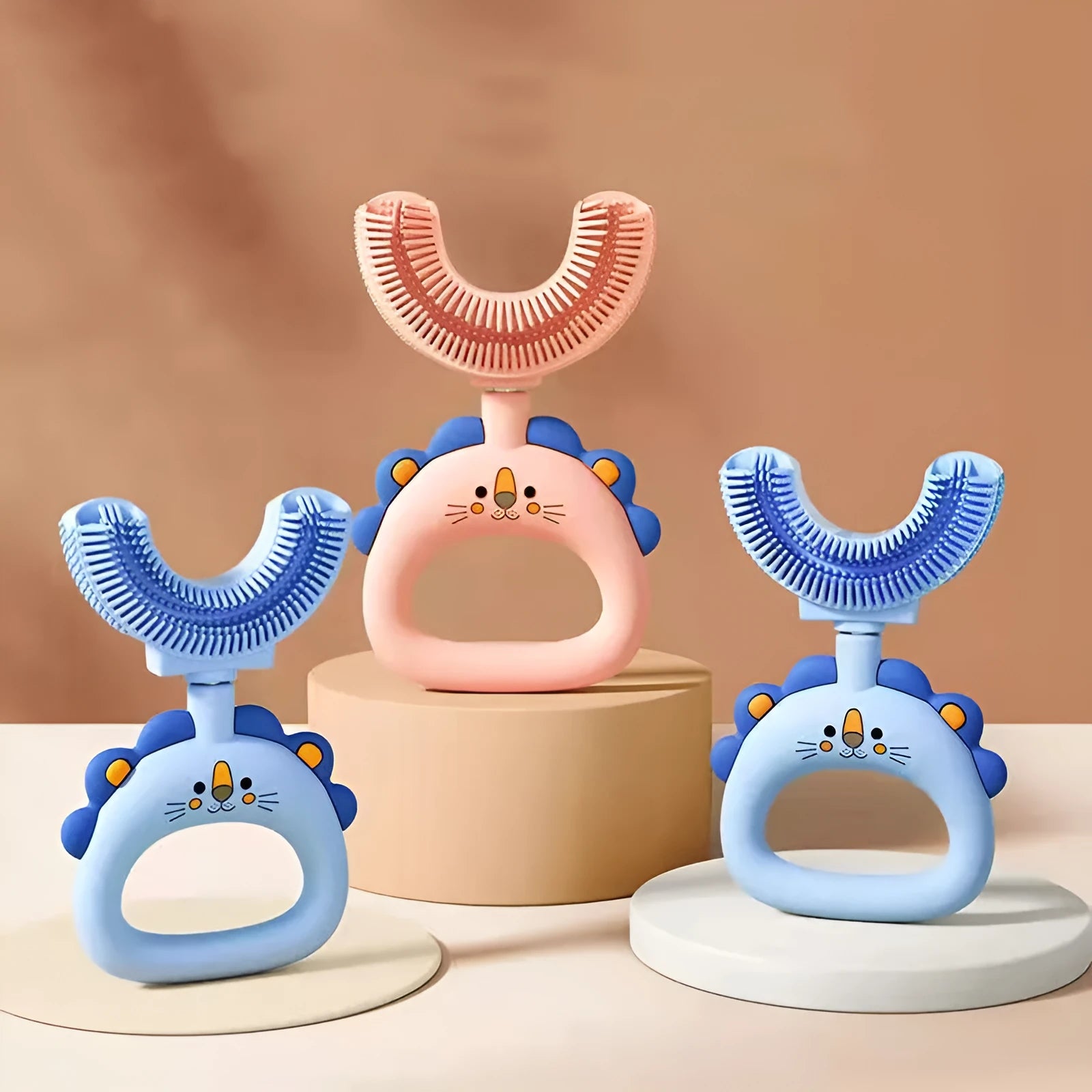Children's U-shaped silicone toothbrush in blue or pink, little cute lion design, for ages 2-6 and 7-14, food grade silicone