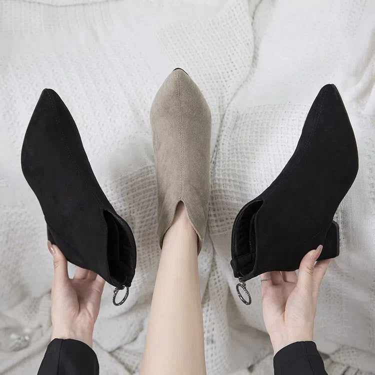 Women's chunky-heeled pointed-toe short Martin boots with suede upper, rubber sole, back zipper, black colour