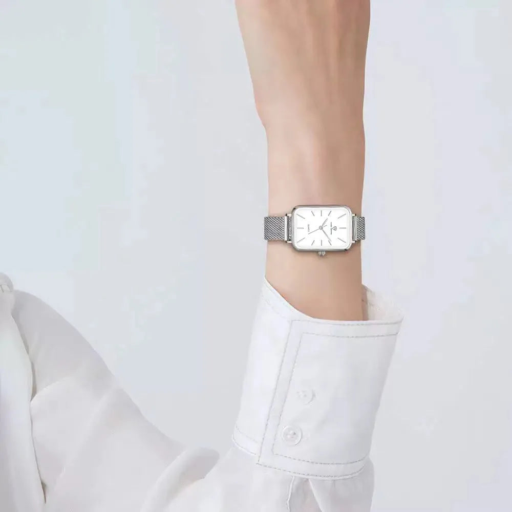 Women's waterproof quartz watch with alloy case and woven steel strap in rose gold or silver
