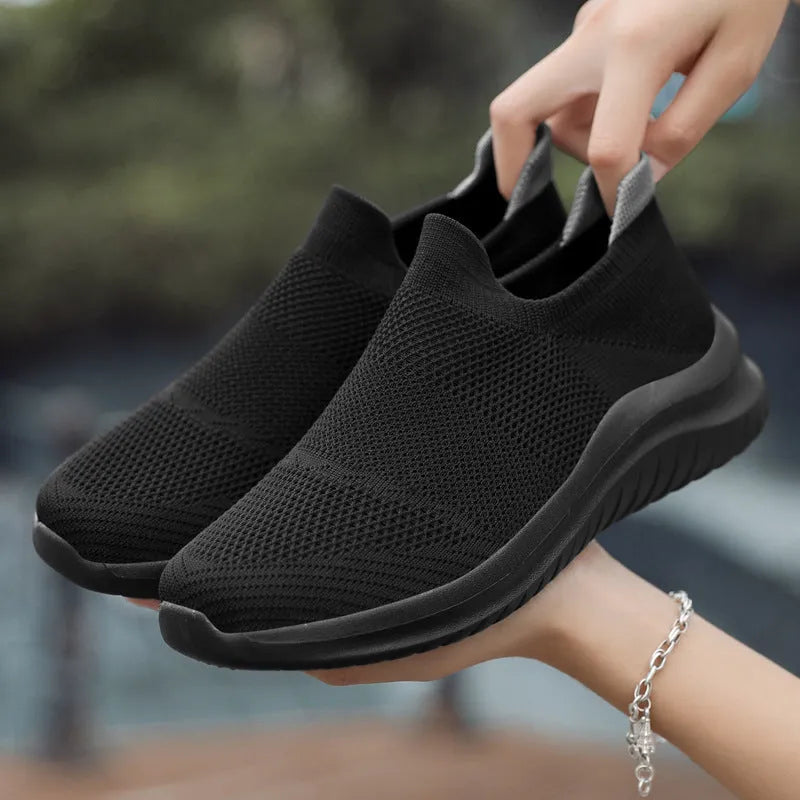 Men's breathable mesh running shoes with round toe and lightweight MD sole in multiple colour options