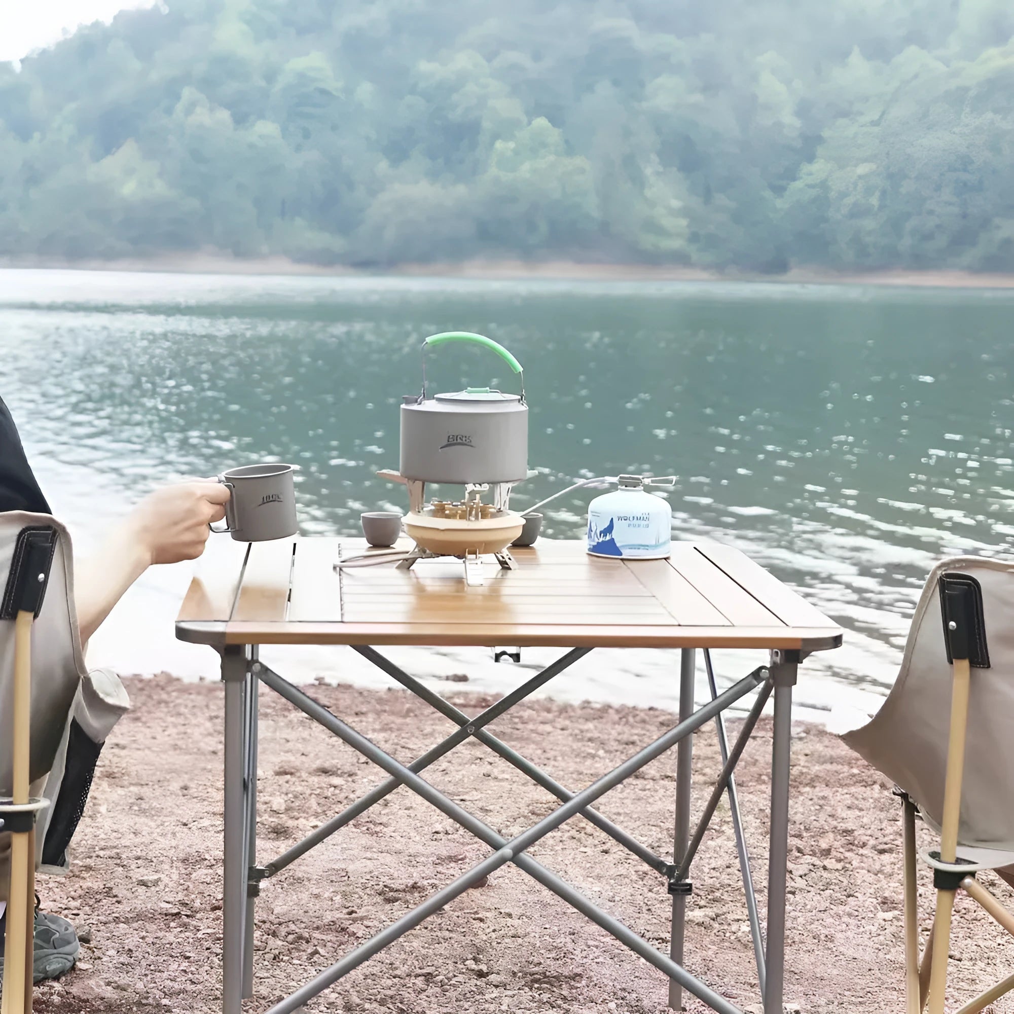 Portable windproof gas stove for camping and picnic use, black colour, compact design for 1-2 person outdoor cooking
