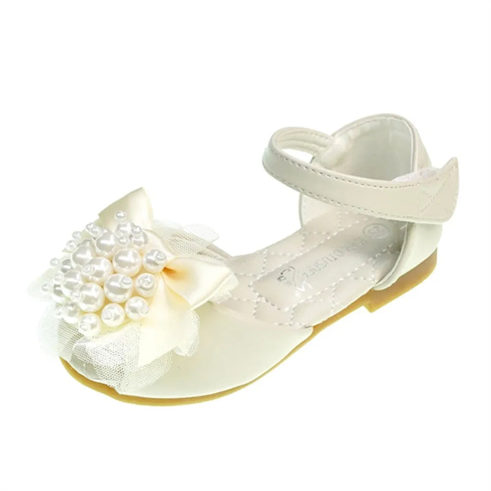 Girls princess-style peep toe sandals with beaded pearl flower, Velcro fastening, TPR sole, available in pink and beige