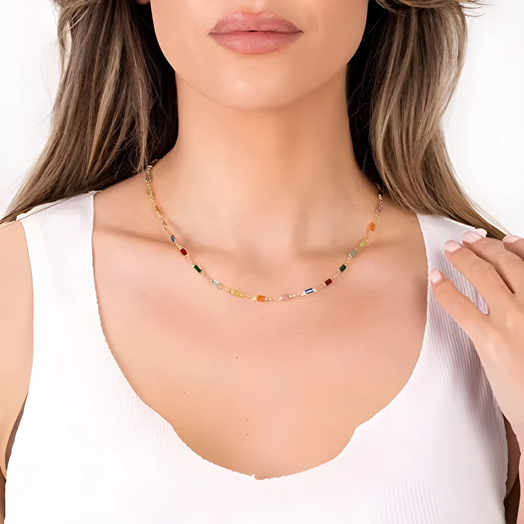 Ladies' geometric crystal necklace with adjustable alloy chain and glass pendant